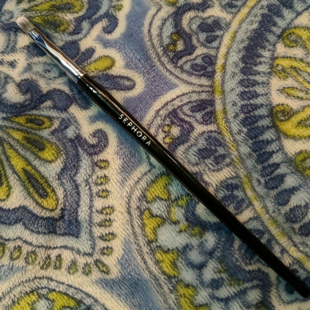 Sephora professional brush pro lip #81